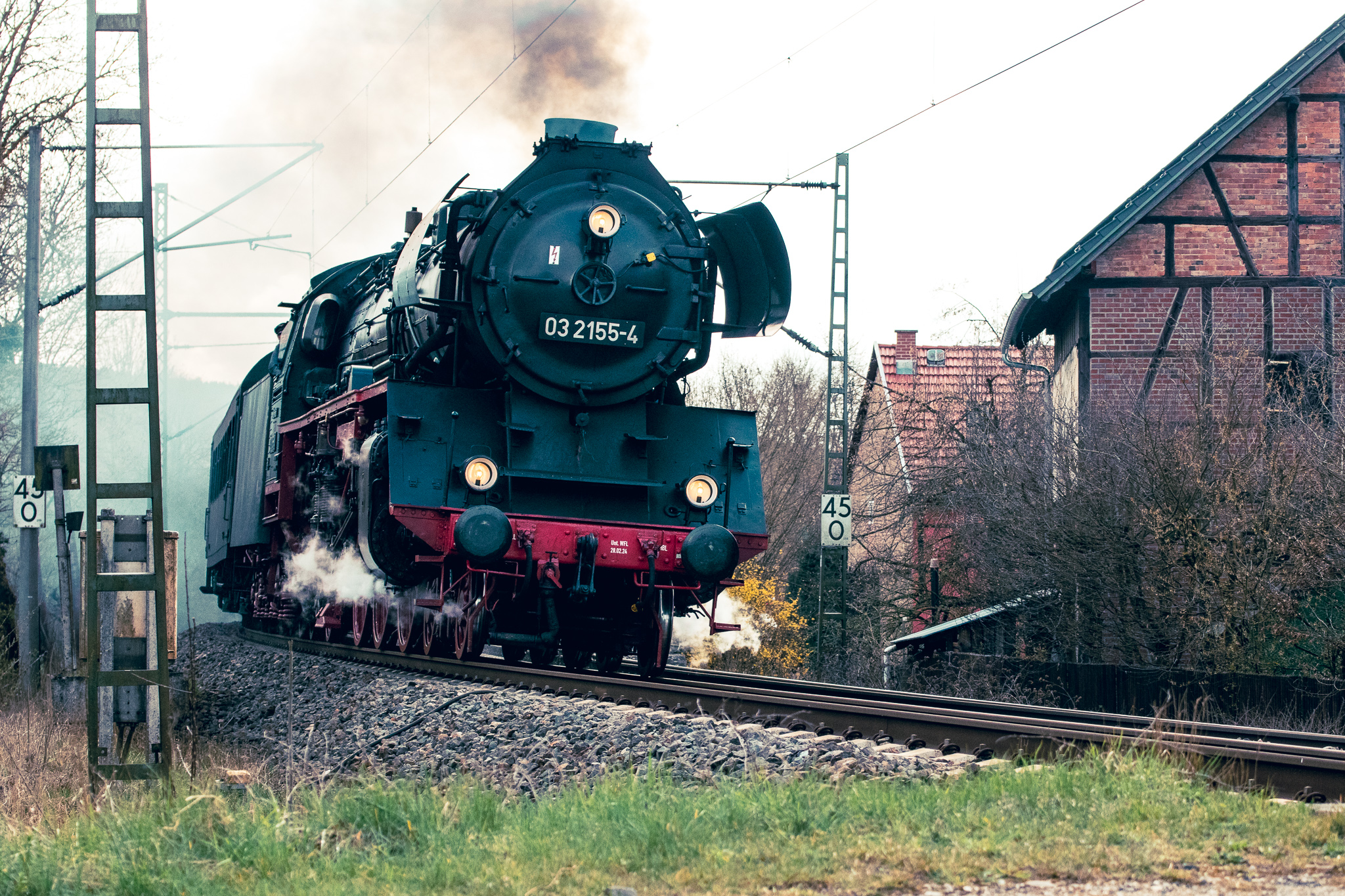 Dampflok Sonderzug Ortsdurchfahrt Großeutersdorf
(c) Saalelandphotography / Alexander Schlotter